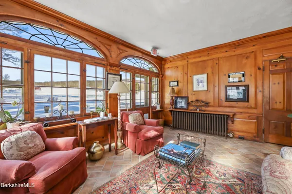 $1,500,000 | 802 State Road, Richmond, MA 01254