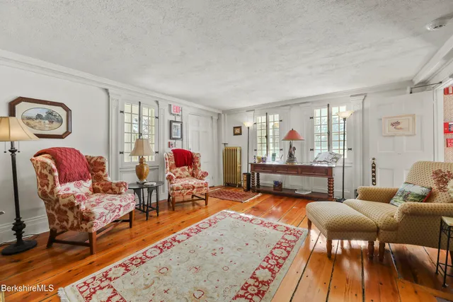 $1,500,000 | 802 State Road, Richmond, MA 01254