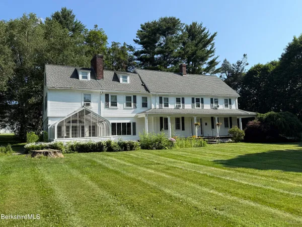 $1,500,000 | 802 State Road, Richmond, MA 01254