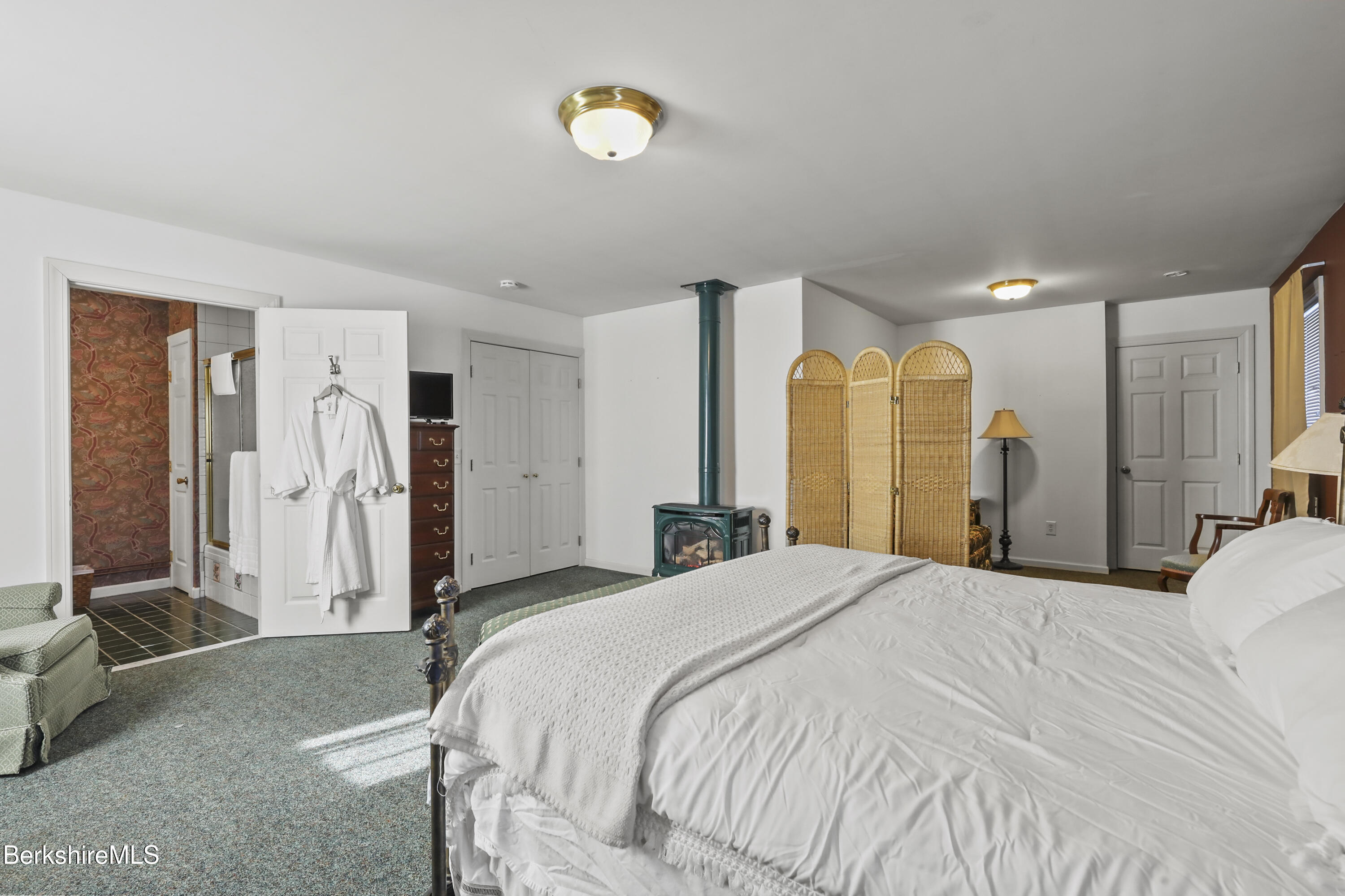 802 State Road Richmond, MA 01254 - Photo 36 of 43 Cottage two bedroom