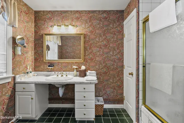 $1,500,000 | 802 State Road, Richmond, MA 01254