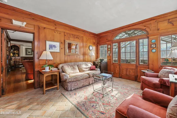 $1,500,000 | 802 State Road, Richmond, MA 01254