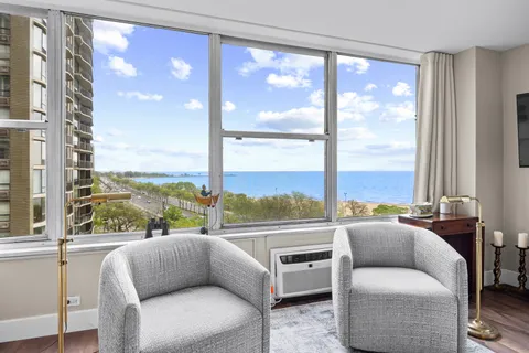 $485,000 | 1000 North Lake Shore Drive, Unit 808, Chicago, IL 60611
