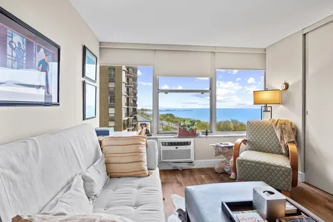 $485,000 | 1000 North Lake Shore Drive, Unit 808, Chicago, IL 60611