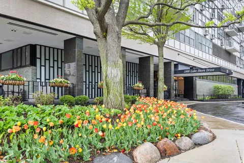 $485,000 | 1000 North Lake Shore Drive, Unit 808, Chicago, IL 60611
