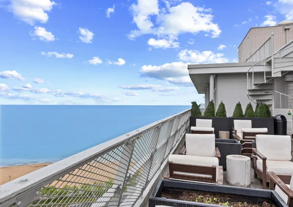 $515,000 | 1000 North Lake Shore Drive, Unit 808, Chicago, IL 60611