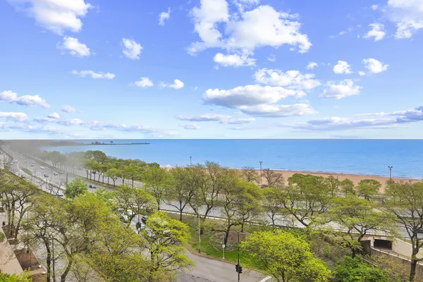 $515,000 | 1000 North Lake Shore Drive, Unit 808, Chicago, IL 60611