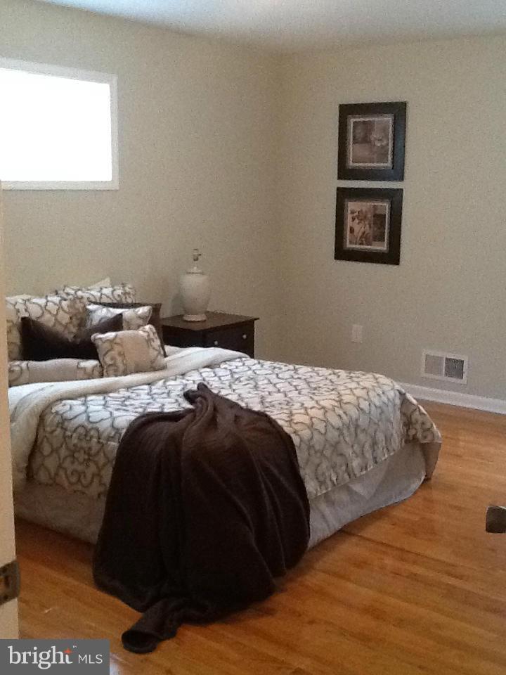 4309 Havelock Road Lanham, MD 20706 - Photo 6 of 26 Bedroom (Master)