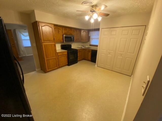 3323 Radiance Road Louisville, KY 40220 - Photo 22 of 41 IMG_2766