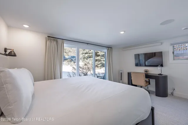 $2,680,000 | 7200 North Rachel Way, Teton Village, WY 83025