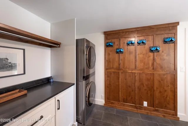 $2,680,000 | 7200 North Rachel Way, Teton Village, WY 83025