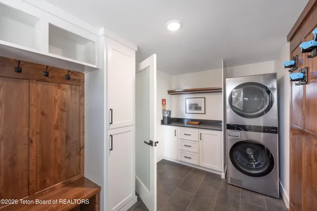 $2,680,000 | 7200 North Rachel Way, Teton Village, WY 83025