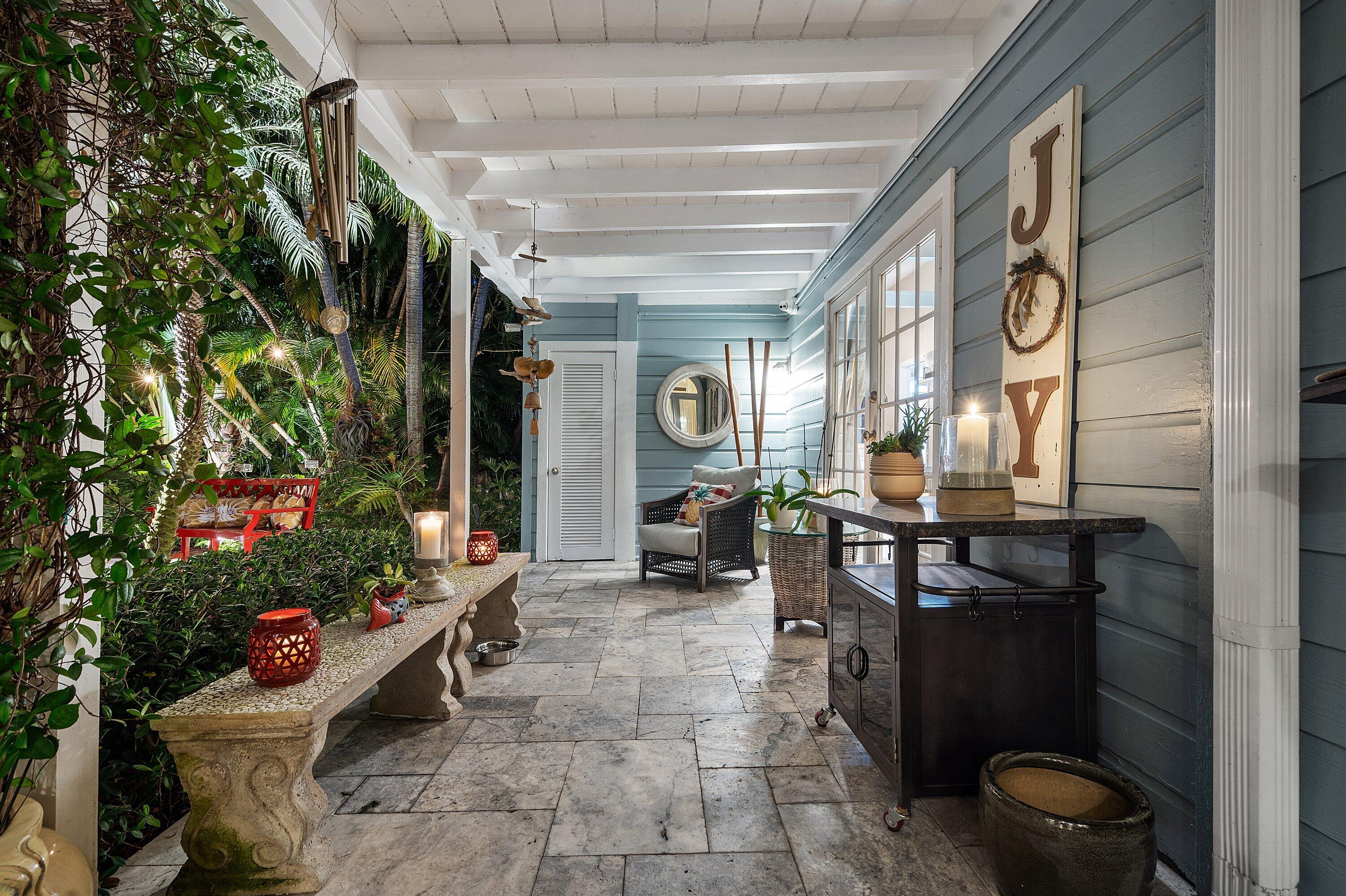 802 Northeast 2nd Street Delray Beach, FL 33483 - Photo 12 of 52 802 NE 2nd Street