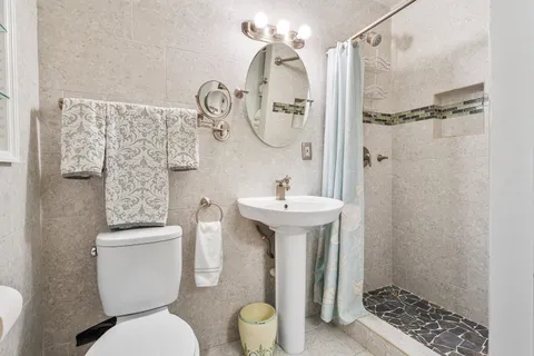 $3,900,000 | 802 Northeast 2nd Street, Delray Beach, FL 33483