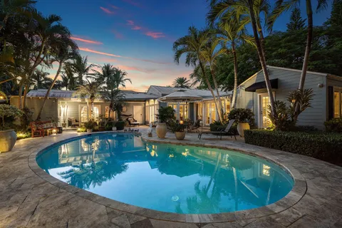 $3,900,000 | 802 Northeast 2nd Street, Delray Beach, FL 33483