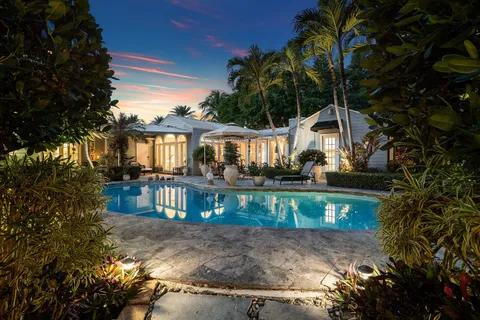 $3,900,000 | 802 Northeast 2nd Street, Delray Beach, FL 33483