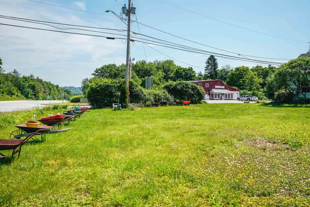 $1,550,000 | 626 West Main Street, Hillsborough, NH 03440