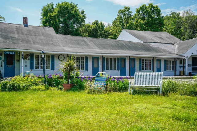 $1,550,000 | 626 West Main Street, Hillsborough, NH 03440