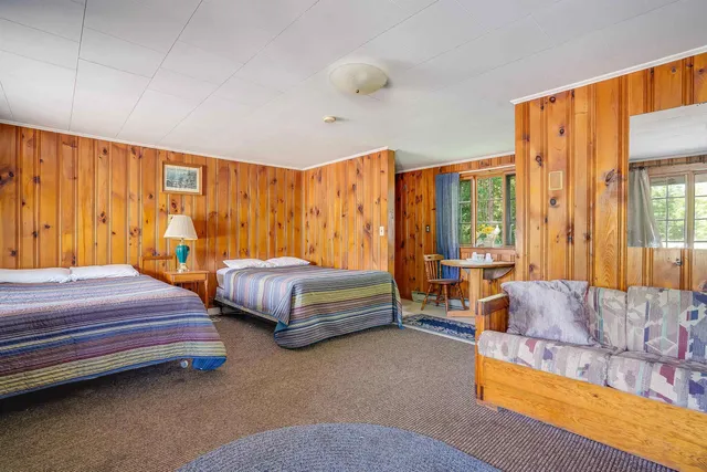 $1,550,000 | 626 West Main Street, Hillsborough, NH 03440