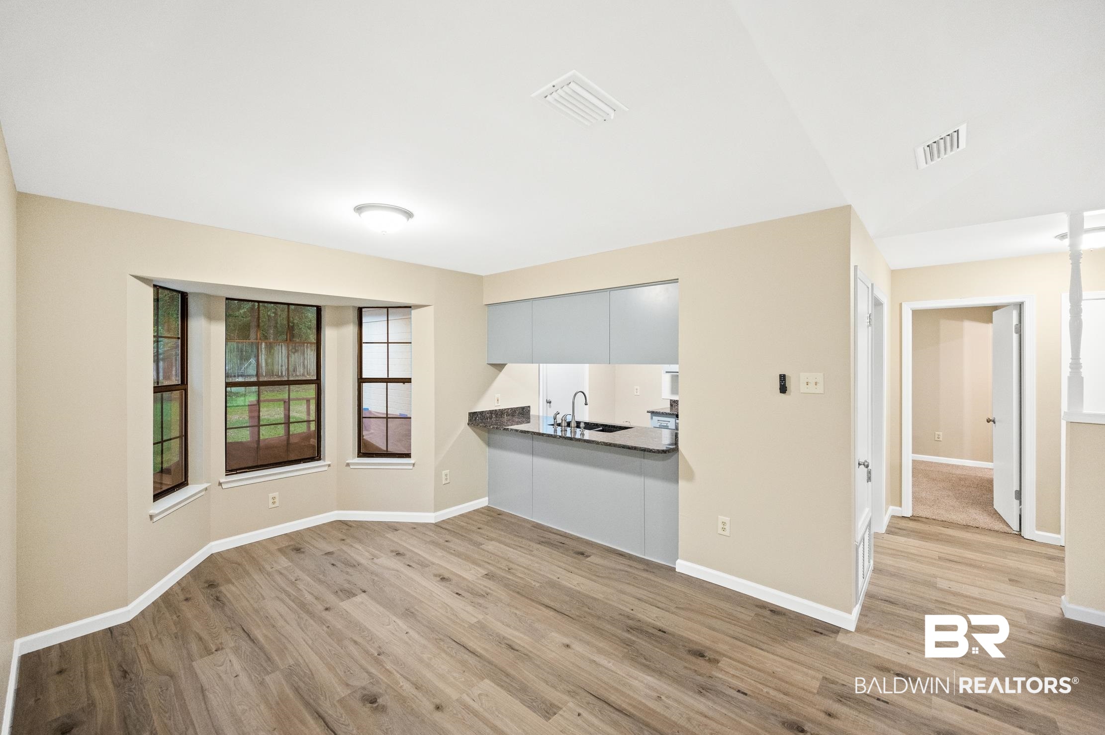 154 Richmond Road Daphne, AL 36526 - Photo 12 of 28 Gallery Image 12