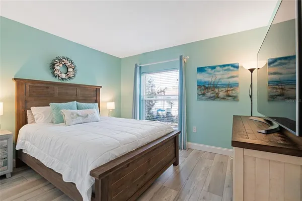 $395,000 | 2700 Bayshore Boulevard, Unit 560, Dunedin, FL 34698