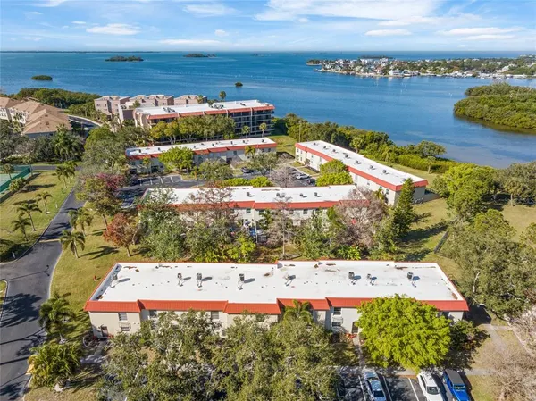 $395,000 | 2700 Bayshore Boulevard, Unit 560, Dunedin, FL 34698