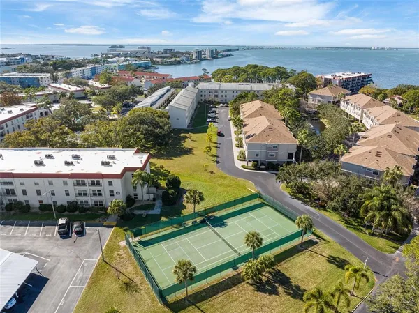 $395,000 | 2700 Bayshore Boulevard, Unit 560, Dunedin, FL 34698