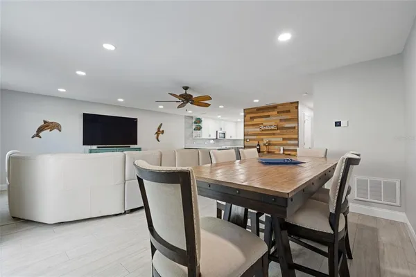 $395,000 | 2700 Bayshore Boulevard, Unit 560, Dunedin, FL 34698