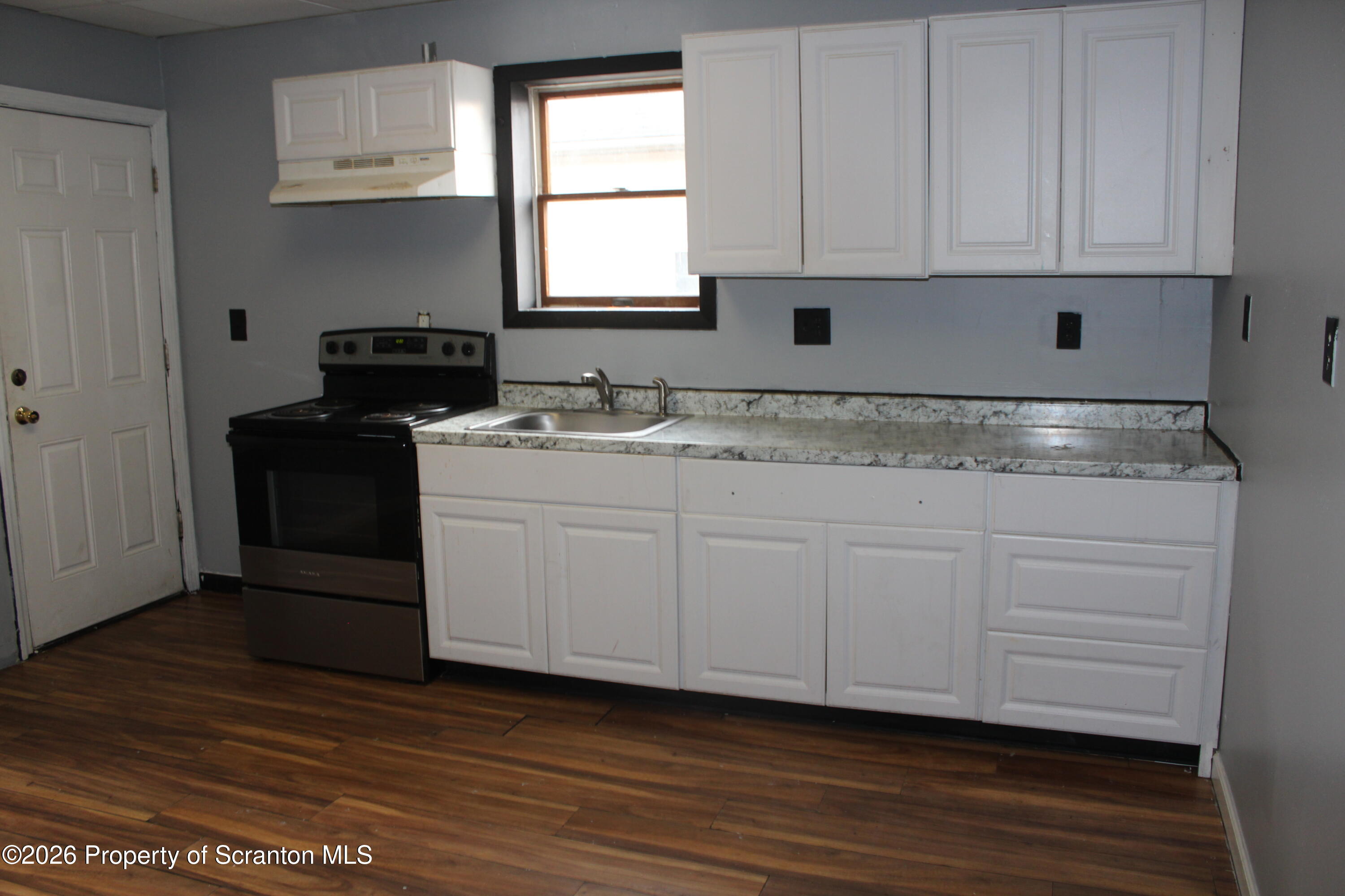 323 Union Street Taylor, PA 18517 - Photo 22 of 44 Kitchen unit 3