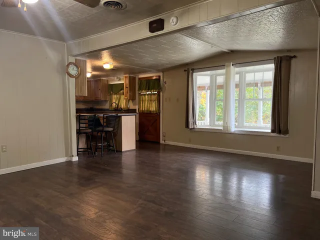 $1,400 | 6376 Furnace Road, Waynesboro, PA 17268