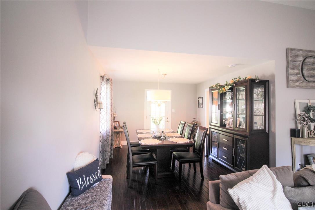 1955 Hopewell Road Bethlehem, PA 18017 - Photo 5 of 20 Gallery Image 5