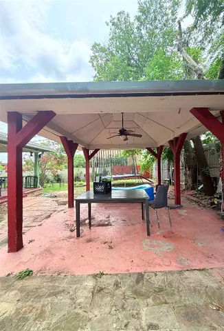 a view of outdoor space yard deck and patio