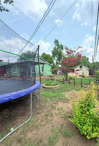 $1,850 | 7707 Eastcrest Drive, Unit B, Austin, TX 78752