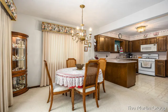 $435,900 | 2921 Rosewood Street, Hudsonville, MI 49426