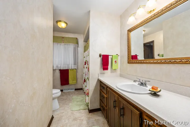 $435,900 | 2921 Rosewood Street, Hudsonville, MI 49426