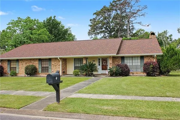 $330,000 | 1100 Rue Cannes, Hammond, LA 70403
