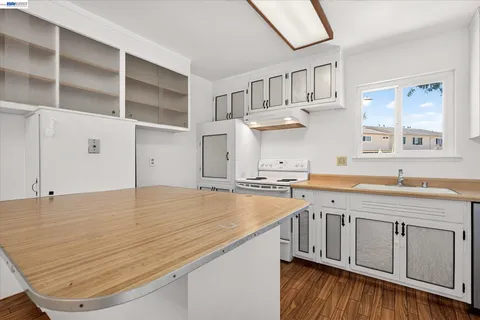 $999,000 | 36740 Theta Court, Fremont, CA 94536
