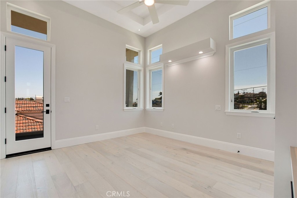 1725 Clark Lane Redondo Beach, CA 90278 - Photo 36 of 47 a view of an empty room with a window