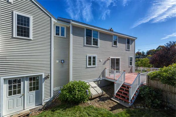 14 South Hampton Road Amesbury, MA 01913 - Photo 2 of 22