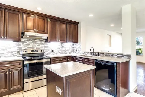$324,500 | 4910 Urban Avenue, Dallas, TX 75227