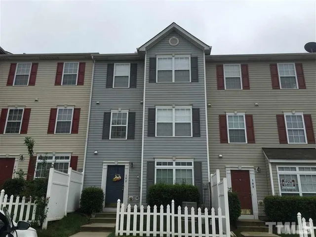 $1,800 | 3020 Barrymore Street, Unit 103, Raleigh, NC 27603