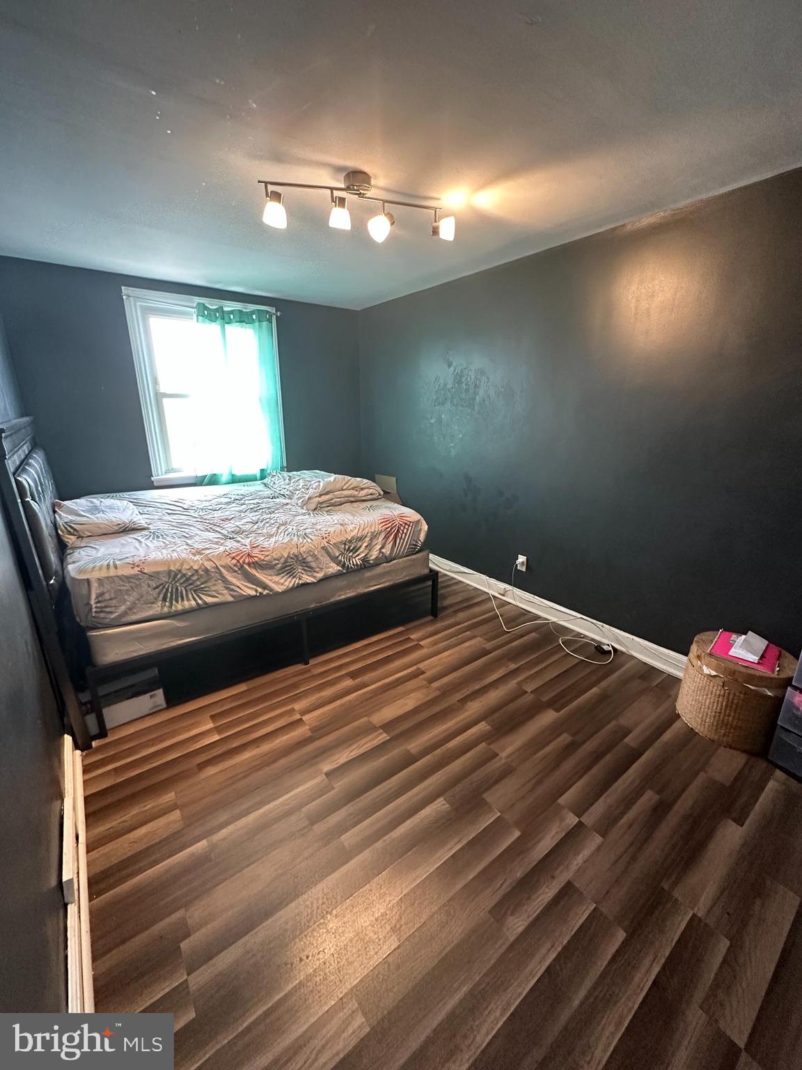 7537 Brookhaven Road Philadelphia, PA 19151 - Photo 11 of 16 Gallery Image 11