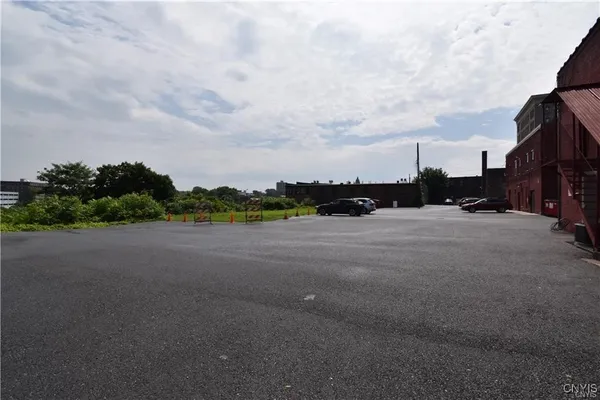 $1,150 | 170 Court Street, Unit 3, Watertown, NY 13601