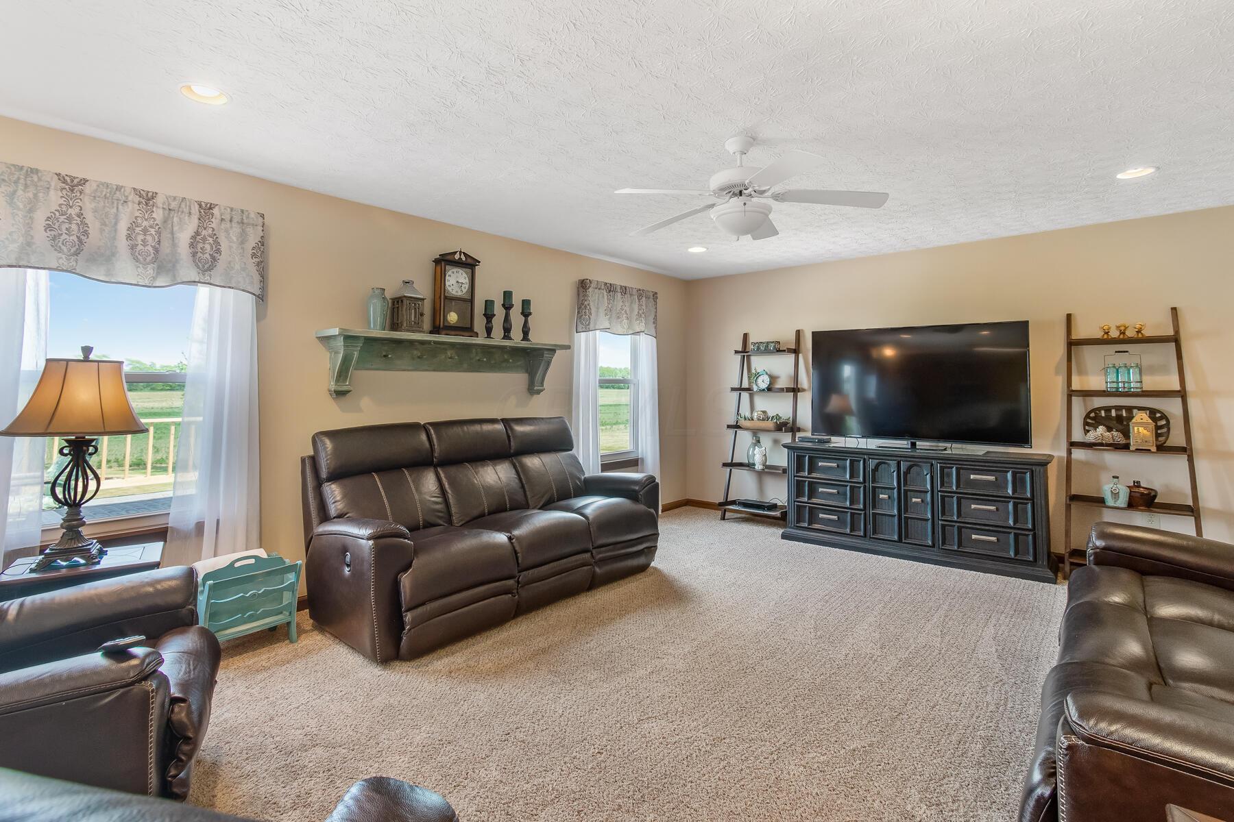 2936 Gooding Road Marion, OH 43302 - Photo 8 of 43 2936 Gooding Rd-112