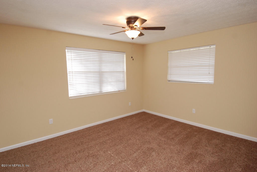 5115 Clarendon Road Jacksonville, FL 32205 - Photo 8 of 11 DSC_20790009