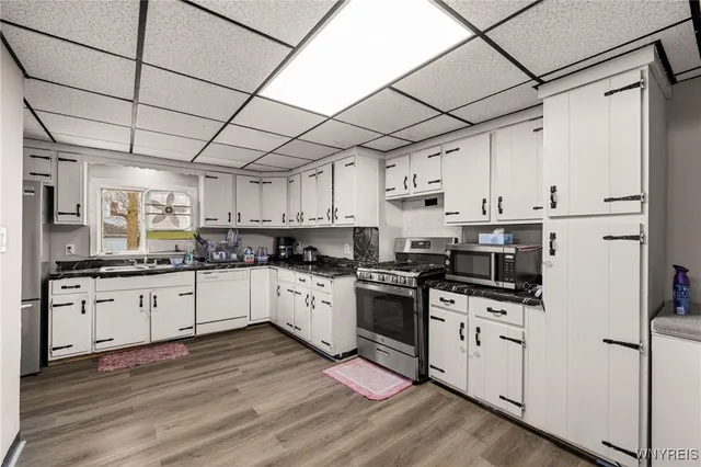 $169,900 | 76 Erb Street, Buffalo, NY 14215