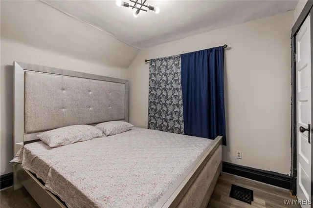 $169,900 | 76 Erb Street, Buffalo, NY 14215