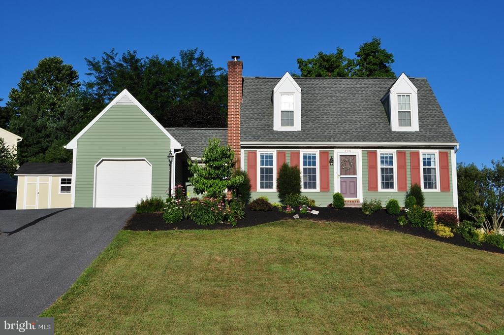 200 Queens Gate Road Lititz, PA 17543 - Photo 1 of 29 Gallery Image 1