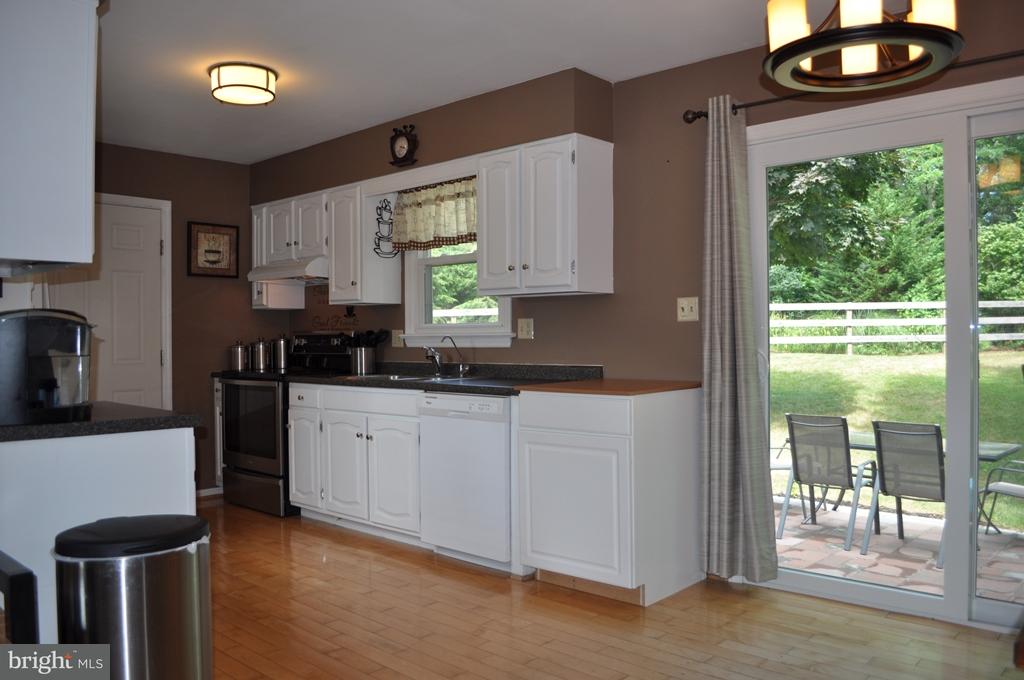 200 Queens Gate Road Lititz, PA 17543 - Photo 12 of 29 Gallery Image 12