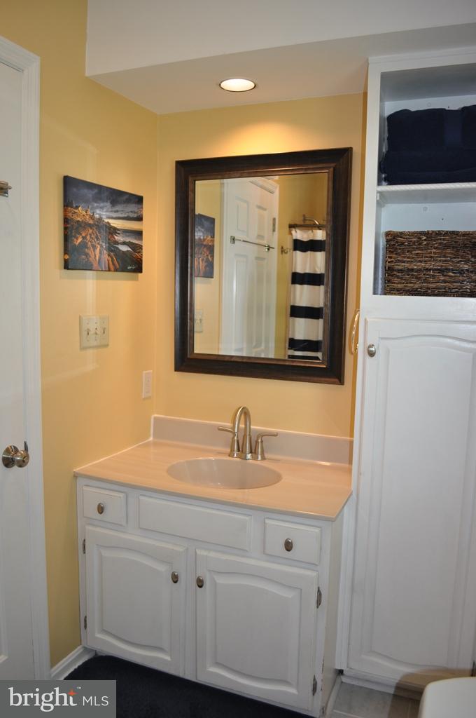 200 Queens Gate Road Lititz, PA 17543 - Photo 19 of 29 Gallery Image 19